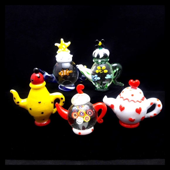 🫖 Vintage Global Village Colorful Glass Teapot Figurines - Picture 7 of 7